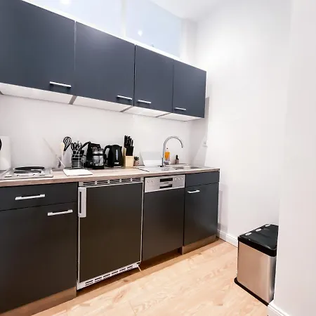 Apartment Mit Modernem Bad, Kueche, Waschmaschine Und Trockner *